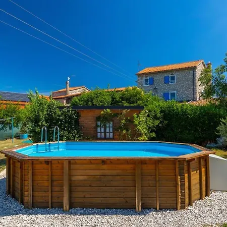 Beautiful Casa Romantica With Pool In Villa Umag