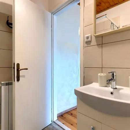 Beautiful Casa Romantica With Pool In Umag