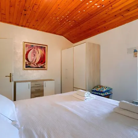 Beautiful Casa Romantica With Pool In Villa Umag