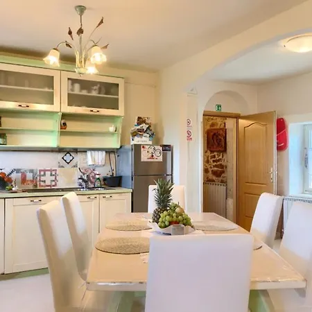 Beautiful Casa Romantica With Pool In * Umag