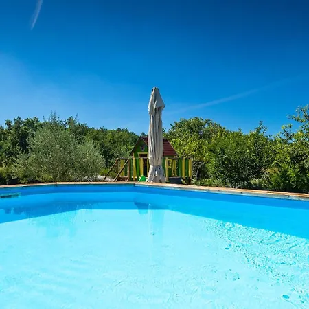 Beautiful Casa Romantica With Pool In Villa