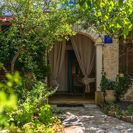 Villa Beautiful Casa Romantica With Pool In *