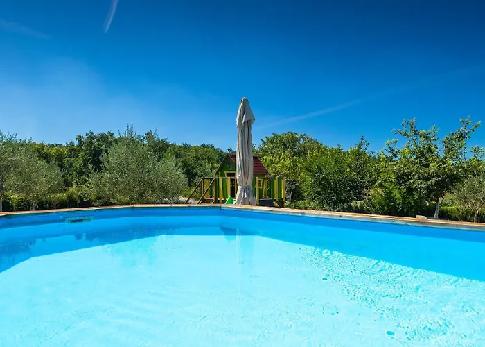 Beautiful Casa Romantica With Pool In Villa