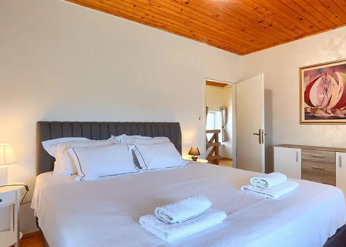 Beautiful Casa Romantica With Pool In Umago